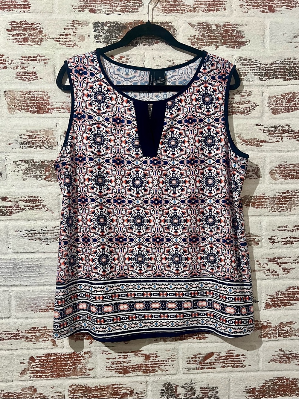 New Directions Top Sleeveless Geometric Print Lightweight Cool Sz XL